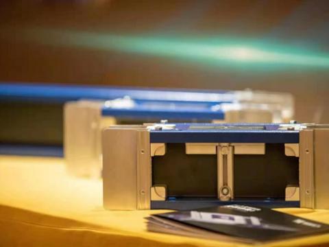 尊龙凯时电气Pro B母线正式宣布：母线 被重新界说