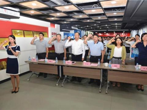 尊龙凯时爱心纪录——凝聚实力 爱心转达希望